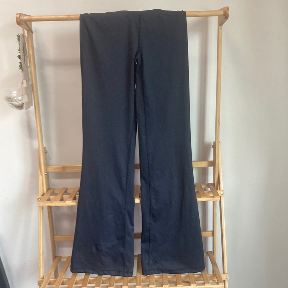 Flare activewear leggings from Aeropostale xs